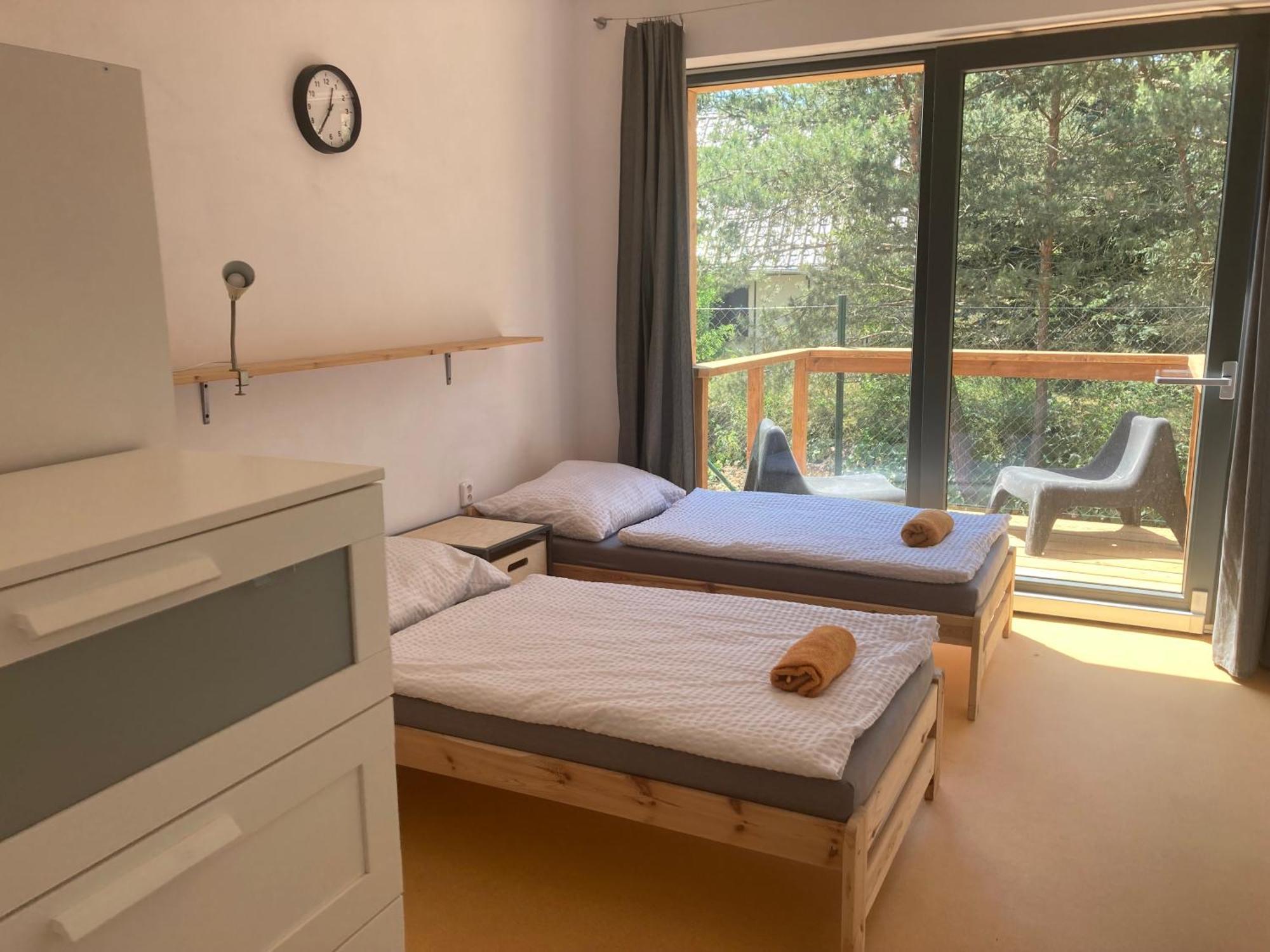 Kuk Racice Apartment Luaran gambar