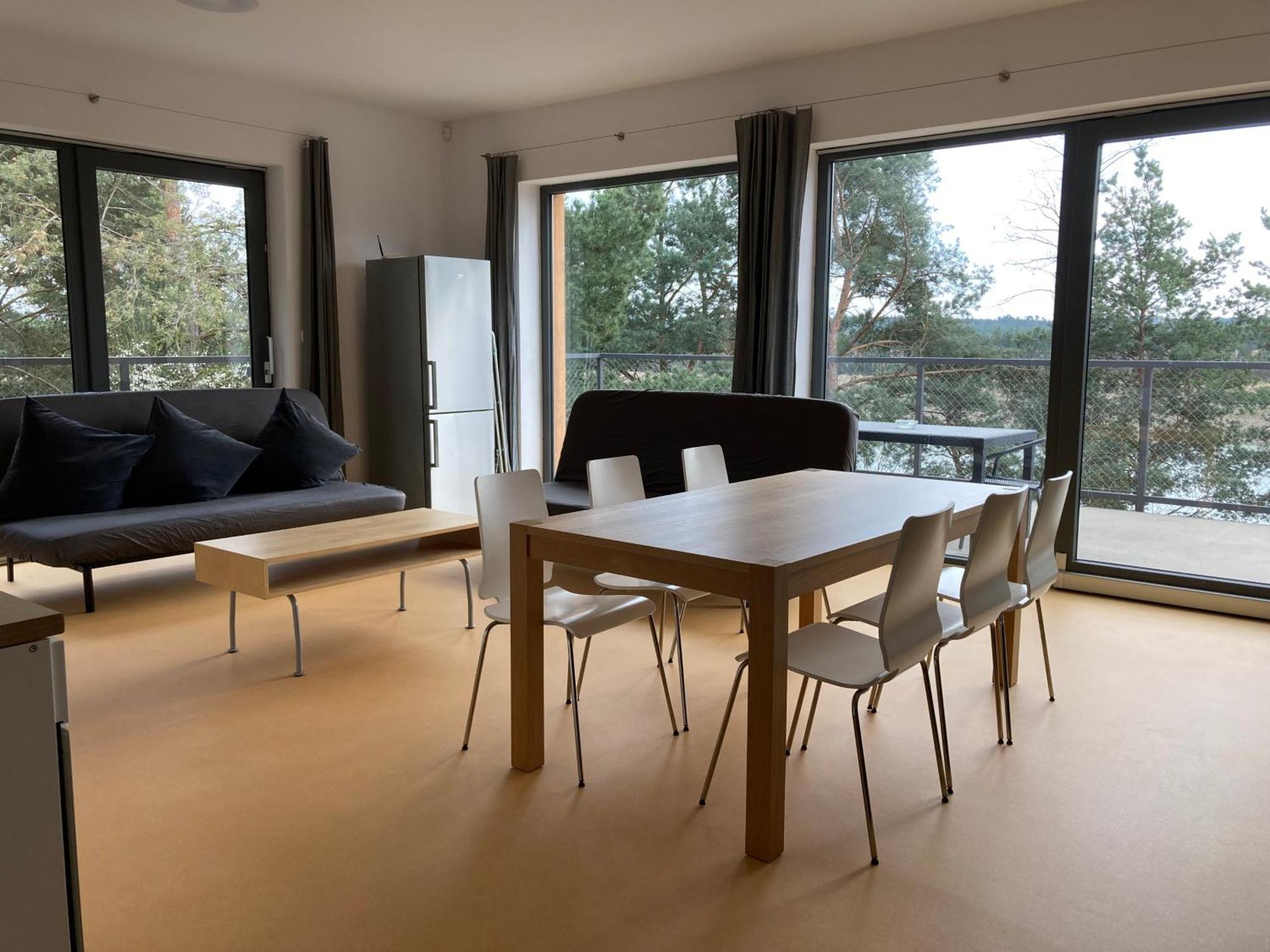 Kuk Racice Apartment Luaran gambar