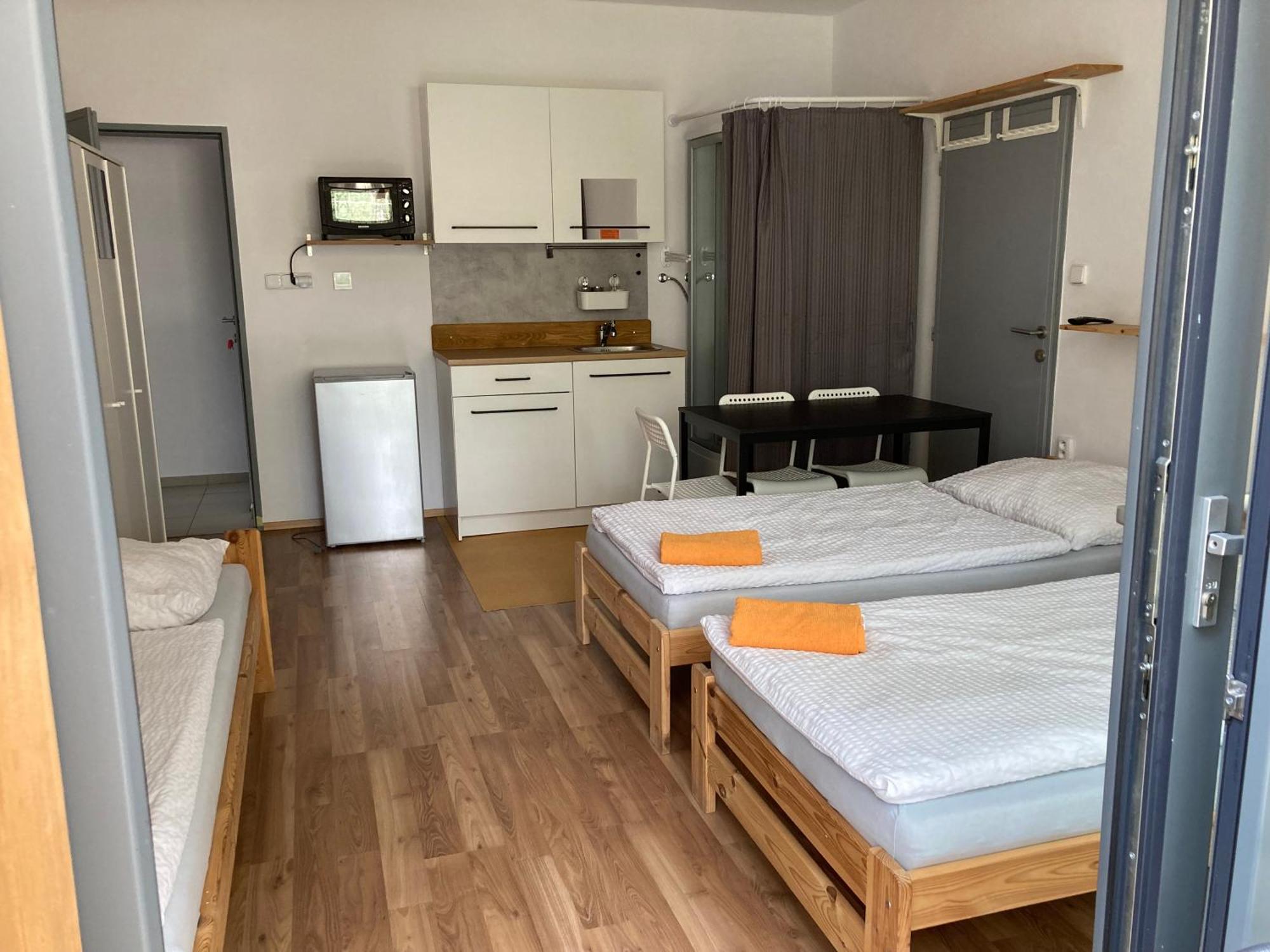Kuk Racice Apartment Bilik gambar